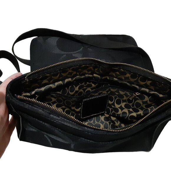 Coach Black Canvas Crossbody Messenger Bag Unisex - Picture 4 of 4